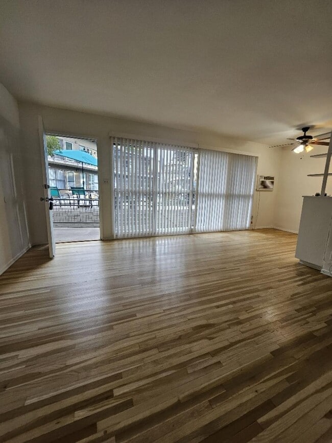 Foto del interior - Holiday Manor