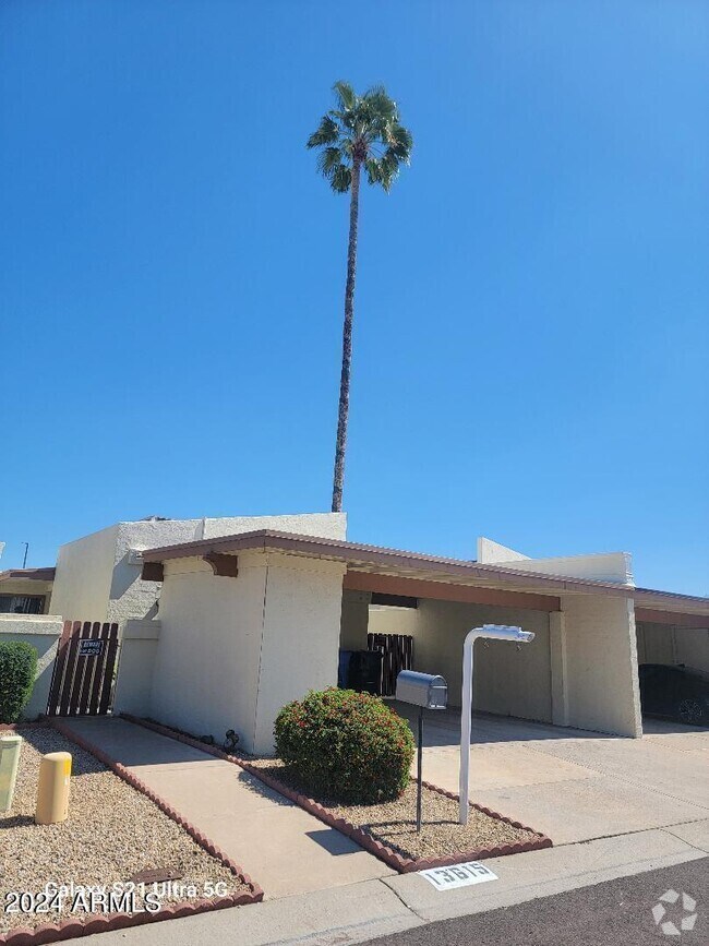 Valle Venado Apartments for Rent with a Swimming Pool Phoenix, AZ 2