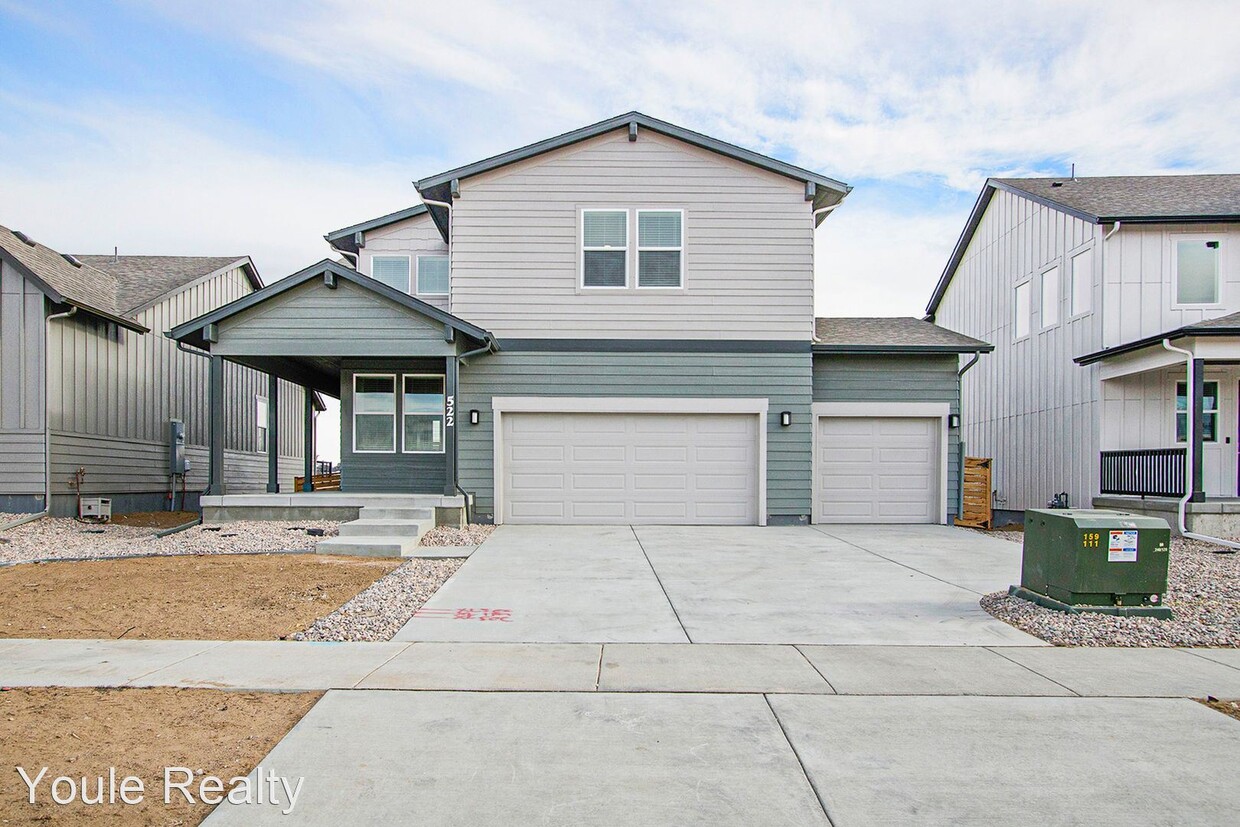 4 br, 2.5 bath House 522 66th Avenue House for Rent in Greeley, CO