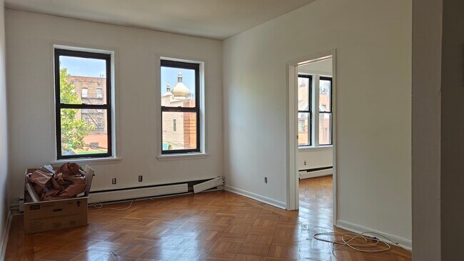 Foto del edificio - 145 Harrison Ave