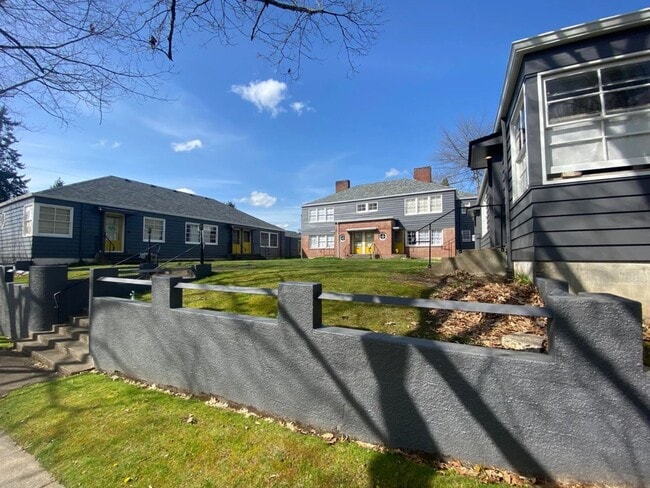 Foto del edificio - A great connection make all the difference!