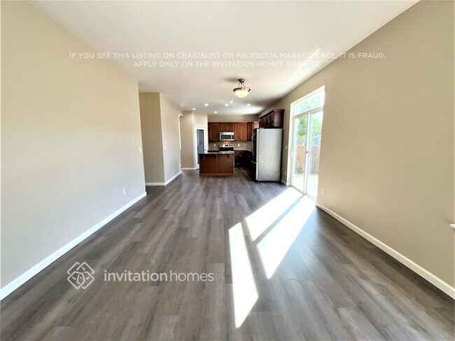 Building Photo - 1524 Bedstone Dr SE