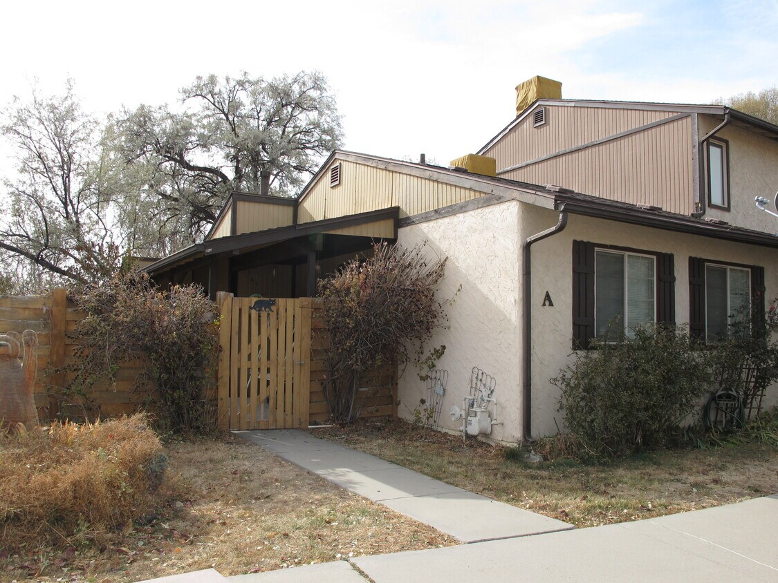 Foto principal - 3289 N Good Hope Cir