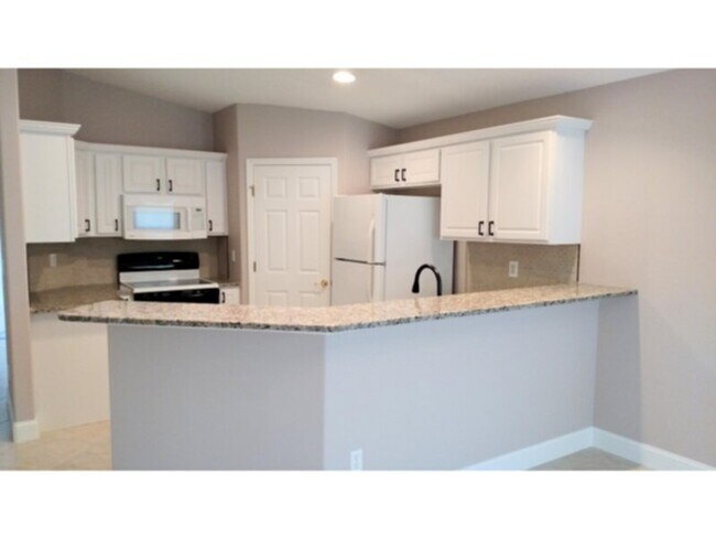 Foto del edificio - Updated 3/2/2 House in Palm Coast, FL.    www.WeRentSunshine.com