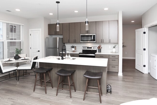 Interior Photo - Federal Hill