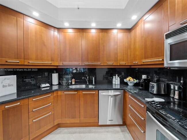 Foto del edificio - 333 Las Olas Way