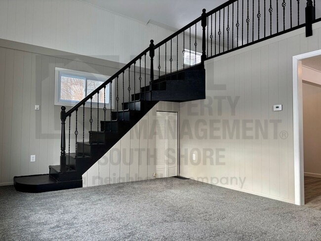 Foto del edificio - Remodeled 2bed/1bath: Where Charm Meets Chic