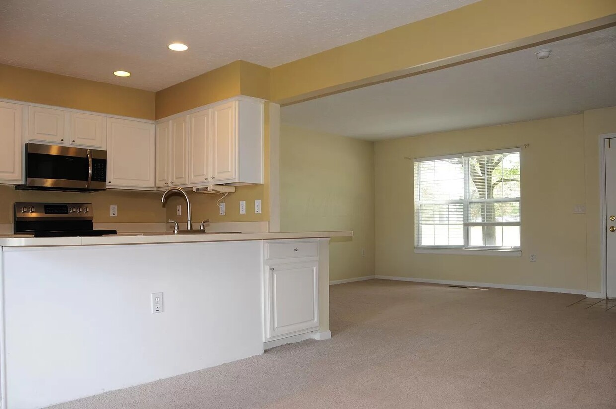 Primary Photo - 3027 Glenloch Cir