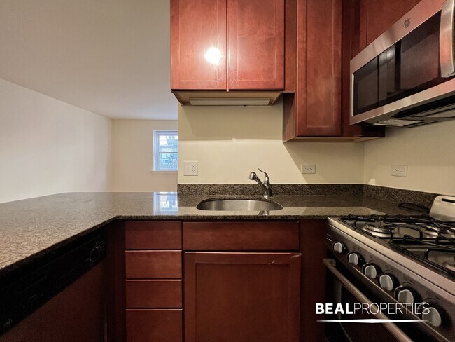 Foto del edificio - 626 W Wrightwood Ave
