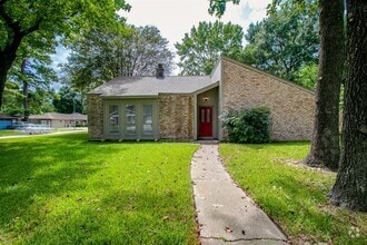 Building Photo - 23403 Canyon Lake Dr