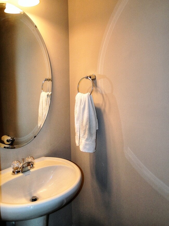 Foto del edificio - Spectacular 3 bedroom, 2.5 Bathroom Home w...