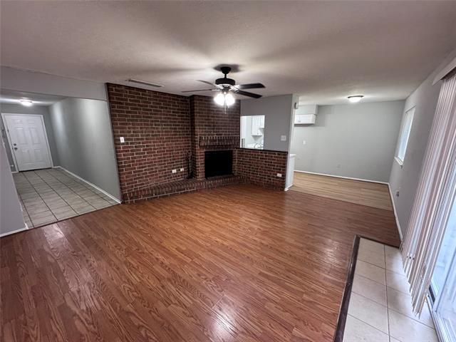 Building Photo - 513 Southlake Dr