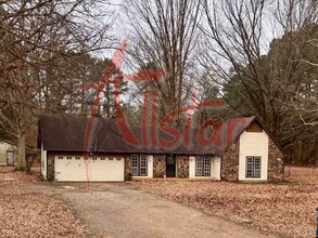 Building Photo - 4241 Faye Dr