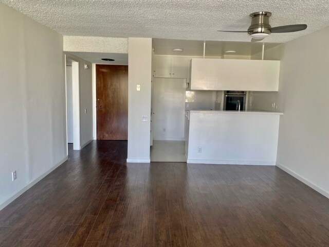 Foto del edificio - 1054 S Bedford St