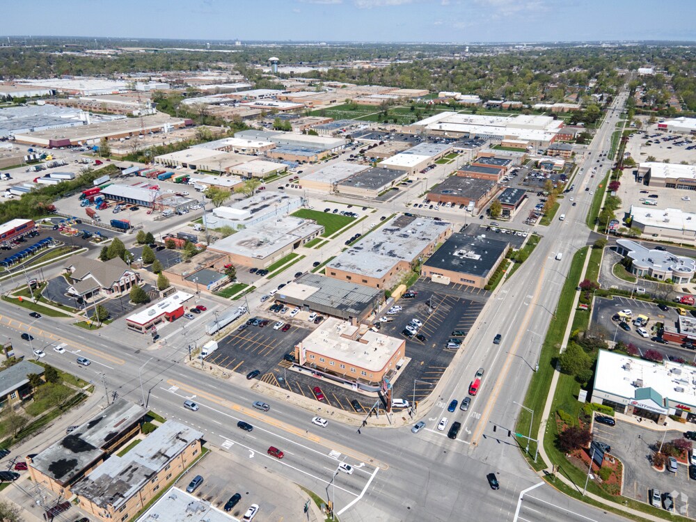 Aerial Photo - 9200 W Cermak Rd