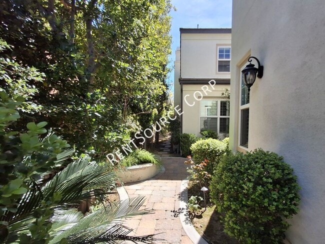 Foto del edificio - 27046 Maple Tree Ct