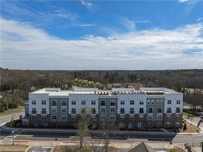 Building Photo - 4484 Marietta St