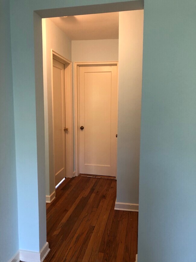 Hallway - 2304 Colston Dr
