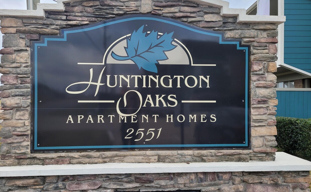 Huntington Oaks Apartments Alvin, TX