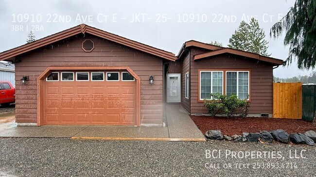 Foto del edificio - 10910 22nd Ave Ct E