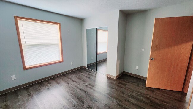 Foto del edificio - Parker St Apartments