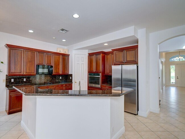 Foto del edificio - 850 SW Palm Cove Dr
