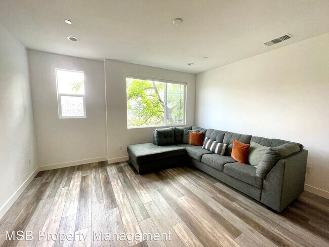Foto del edificio - 2 br, 2.5 bath House - 924 Edy Lane