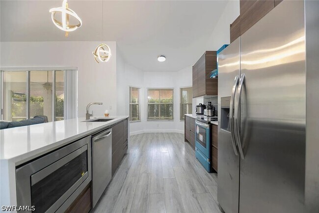 Building Photo - 22632 Forest View Dr