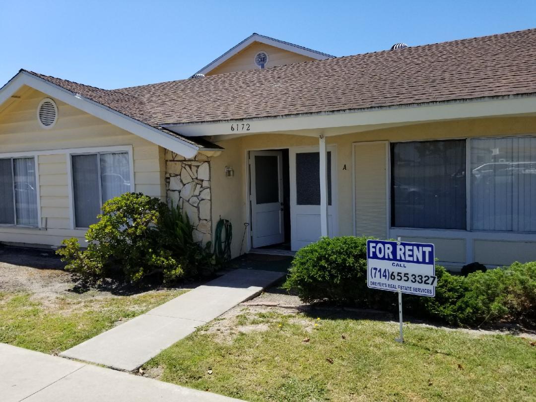Foto principal - 6172 Warner Ave