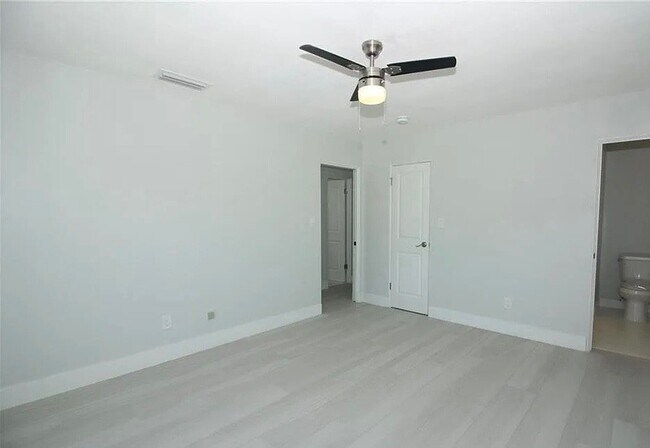Foto del edificio - 16077 Garrett Grove Ct