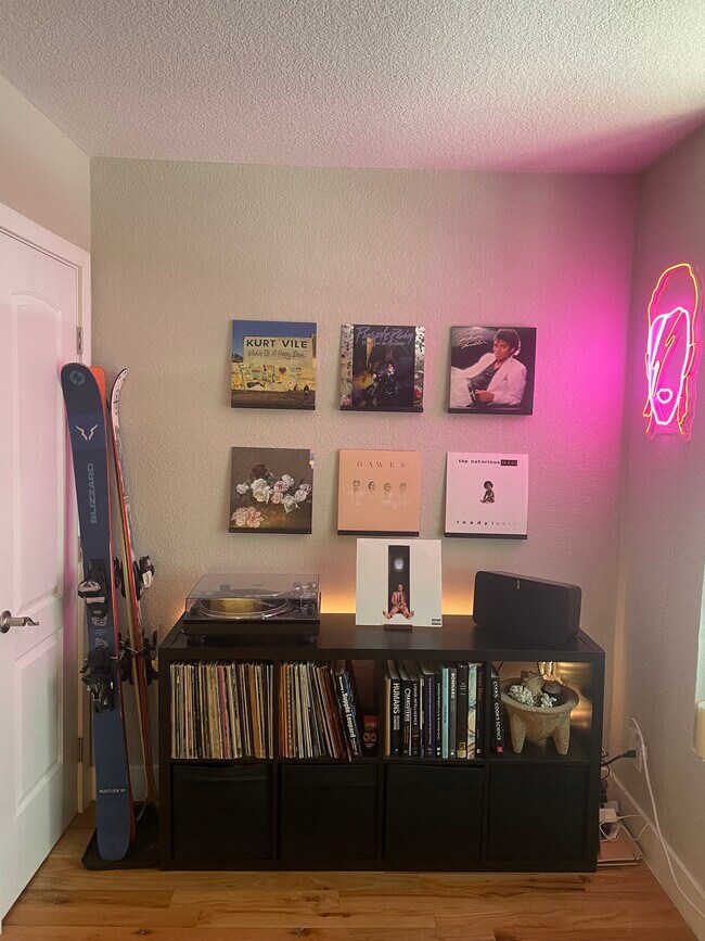 Photo - 1733 E 35th Ave Townhome