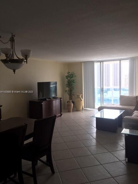 Building Photo - 3800 S Ocean Dr
