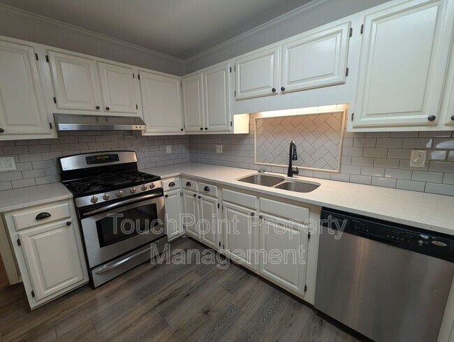 Foto del edificio - 10139 Sardis Oaks Rd