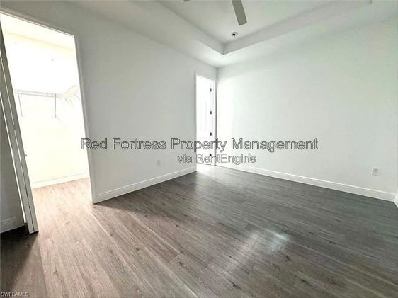 Foto del edificio - 17546 Dumont Dr