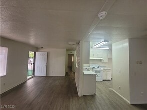 Building Photo - 367 MacFarland Ave