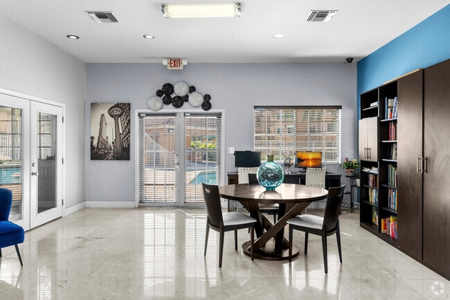 Vestíbulo de la casa club - Hainlin Mills