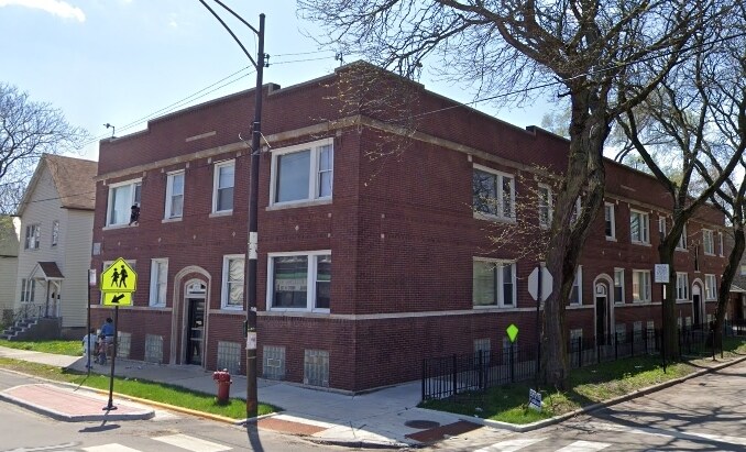 Primary Photo - 7000 S Racine Ave