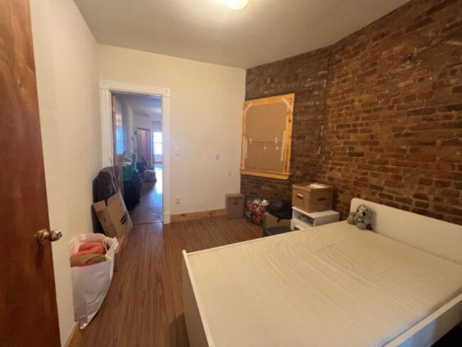 Foto del edificio - 433 DeKalb Ave