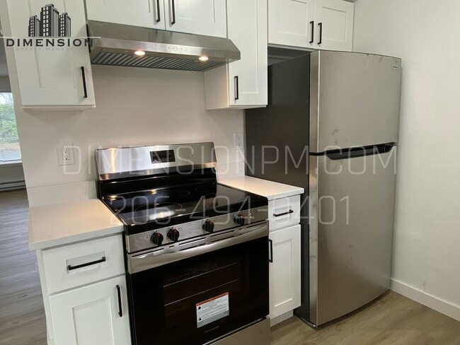 Interior Photo - 1601 N. LaVenture Rd
