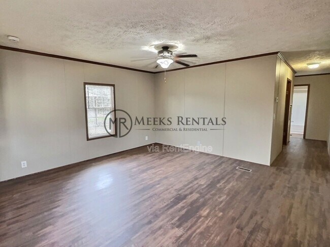 Foto del edificio - 64 Richardson Ln