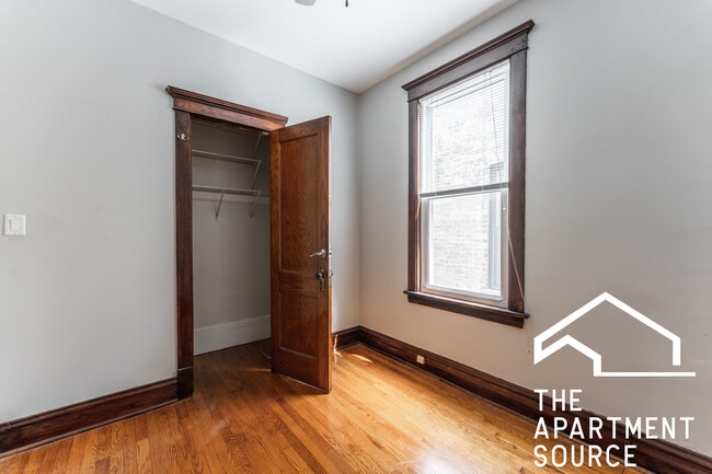 Foto del edificio - 3934 N Hamilton Ave