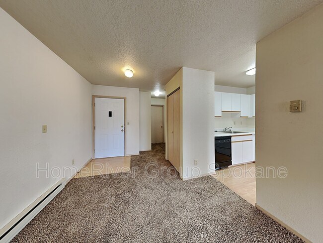 Building Photo - 10820 E 3rd Ave