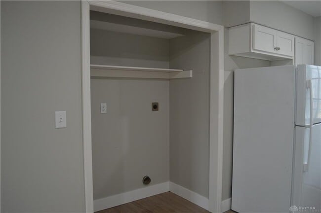 Building Photo - 8344 Woodgrove Dr