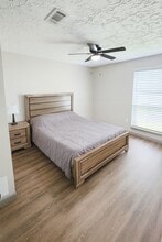 Building Photo - 9735 Stonemont Rd