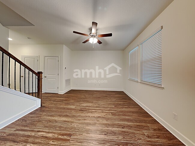 Foto del edificio - 11487 Fox Hollow Ct