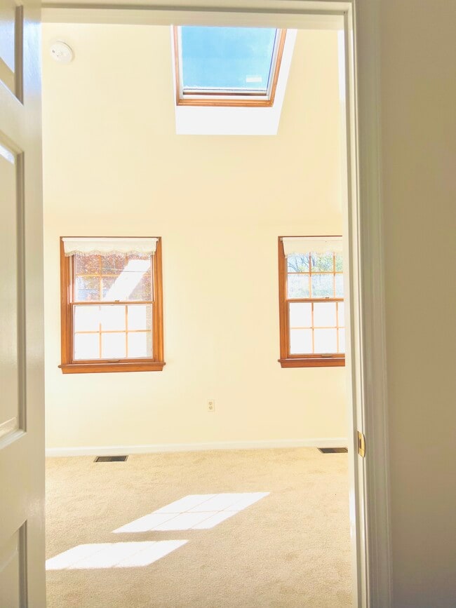 Building Photo - 9600 Accord Dr