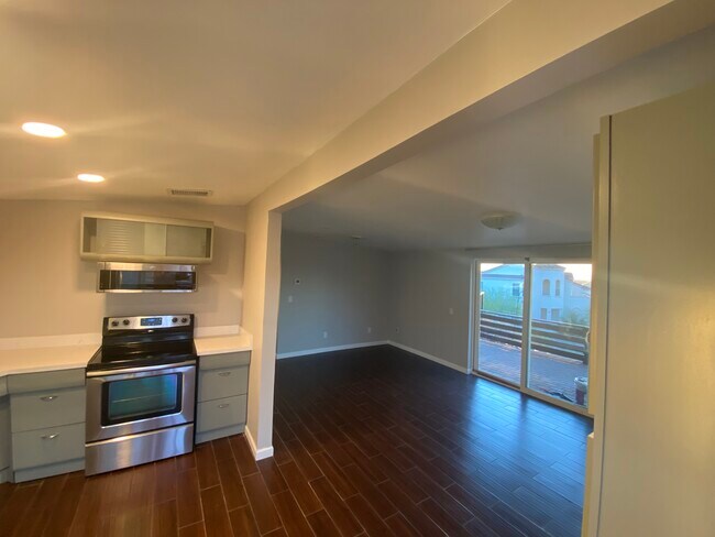 Foto del edificio - 9016 N 15th Pl