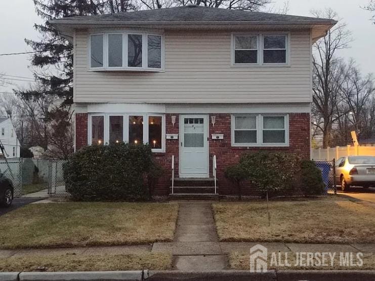 Primary Photo - 43 E 1st St