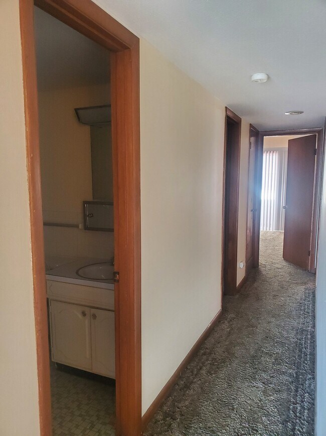 Foto del edificio - 1234 E Elm St