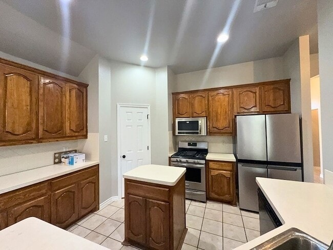 Building Photo - 1541 Mountain Laurel Ln
